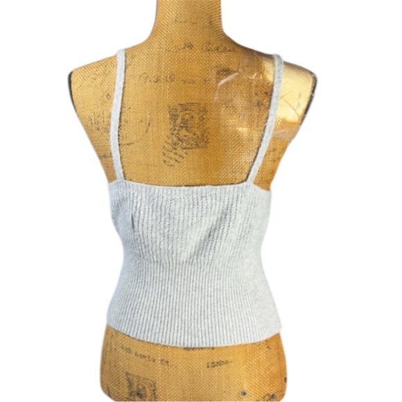 Sincerely Jules light blue knit sleeveless v-neck shirt Women’s size medium | aj - Picture 2 of 5